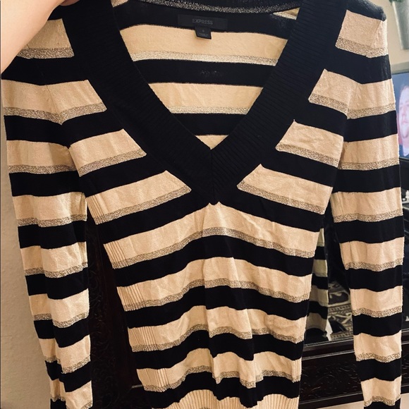 Long sleeved (2) - Picture 5 of 8